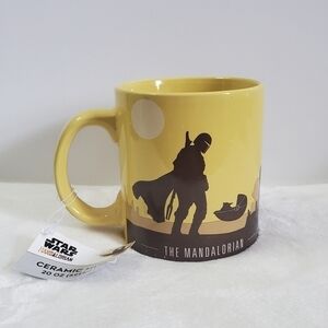 Disney Star Wars The Mandalodrian Yellow Brown Ceramic Mug 20 Oz NWT